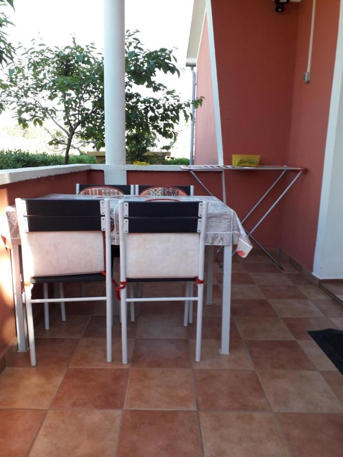 Apartment Kampor 4972B Esterno foto