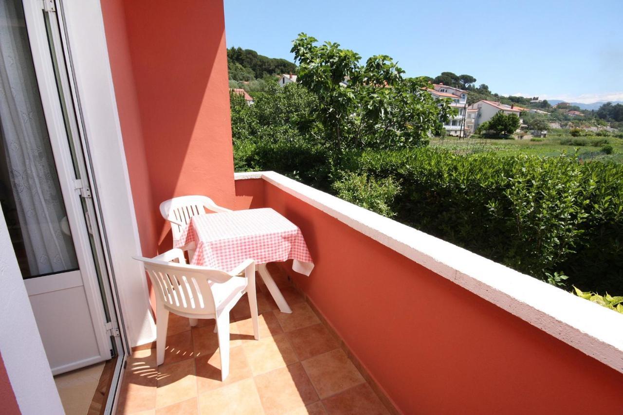Apartment Kampor 4972B Esterno foto